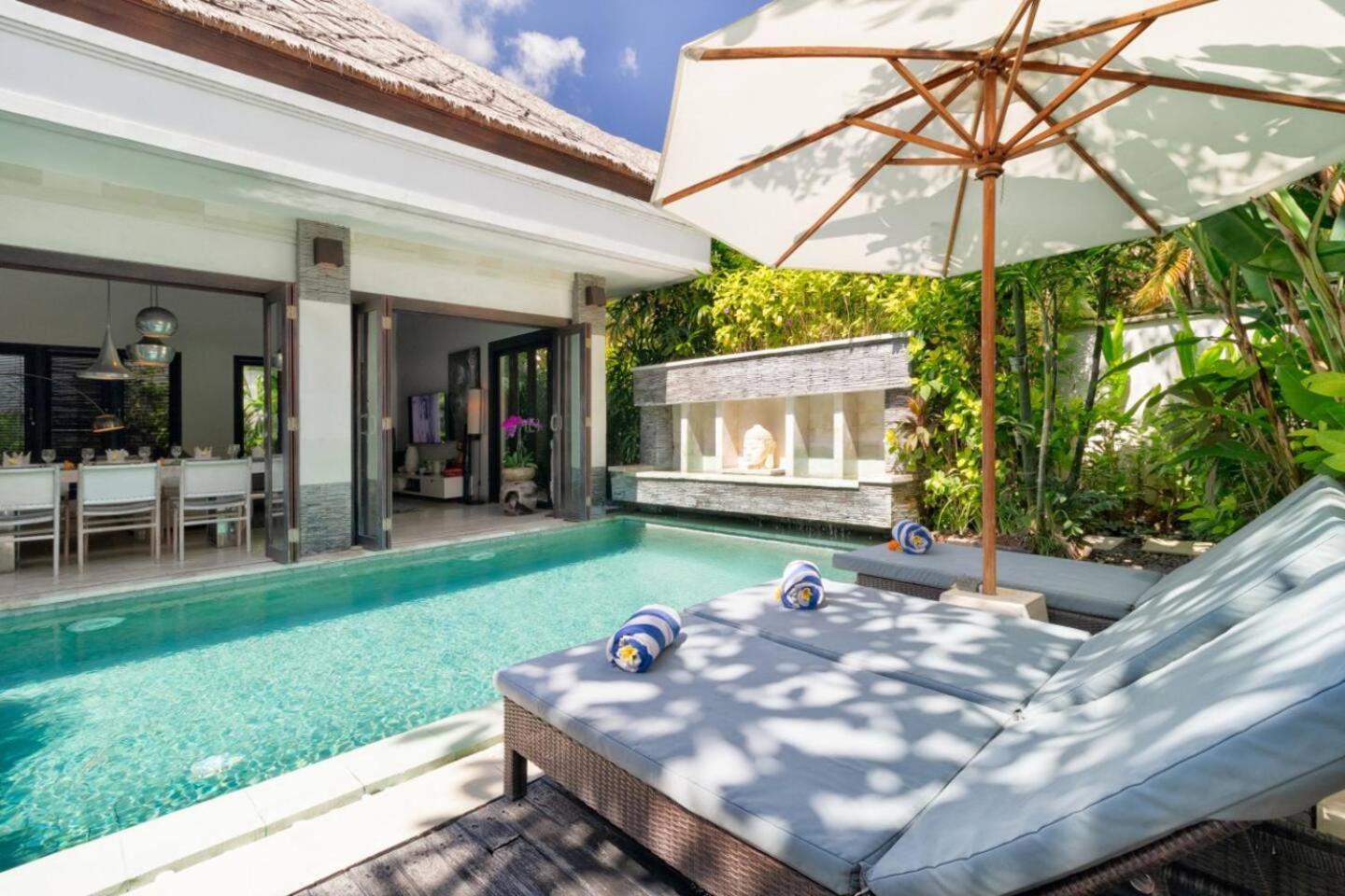 Hotel The 4*
