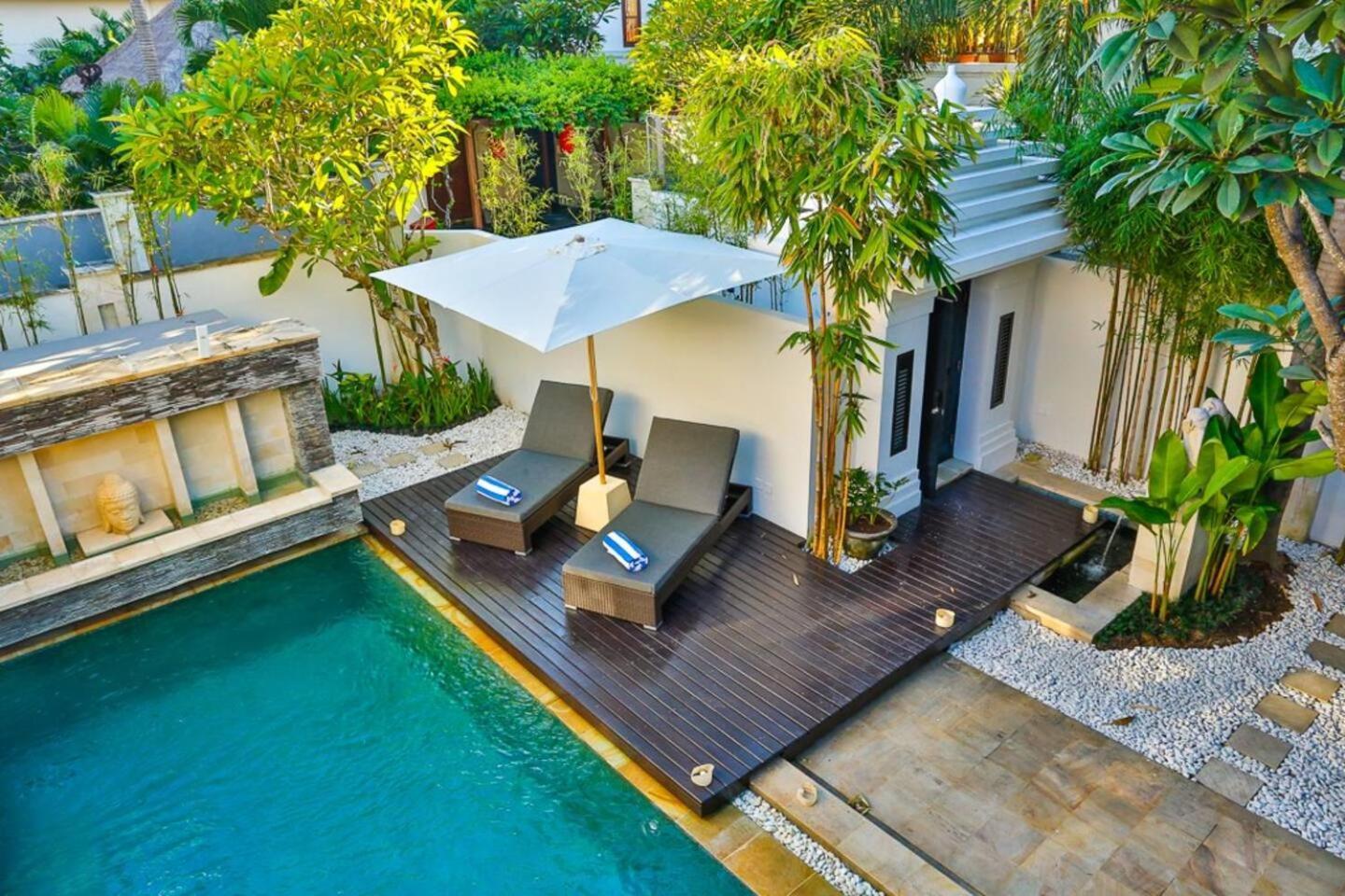 The Hotel 4*