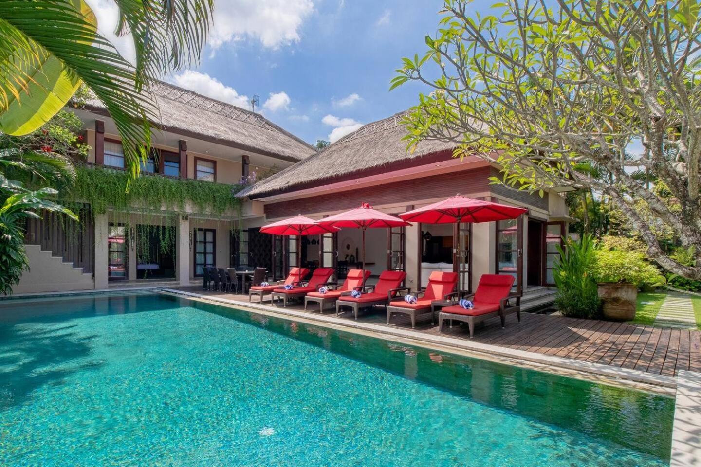 The Hotel 4*