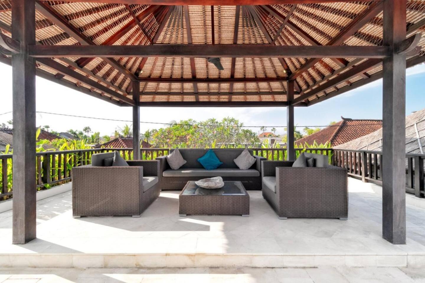 The Hotel 4*