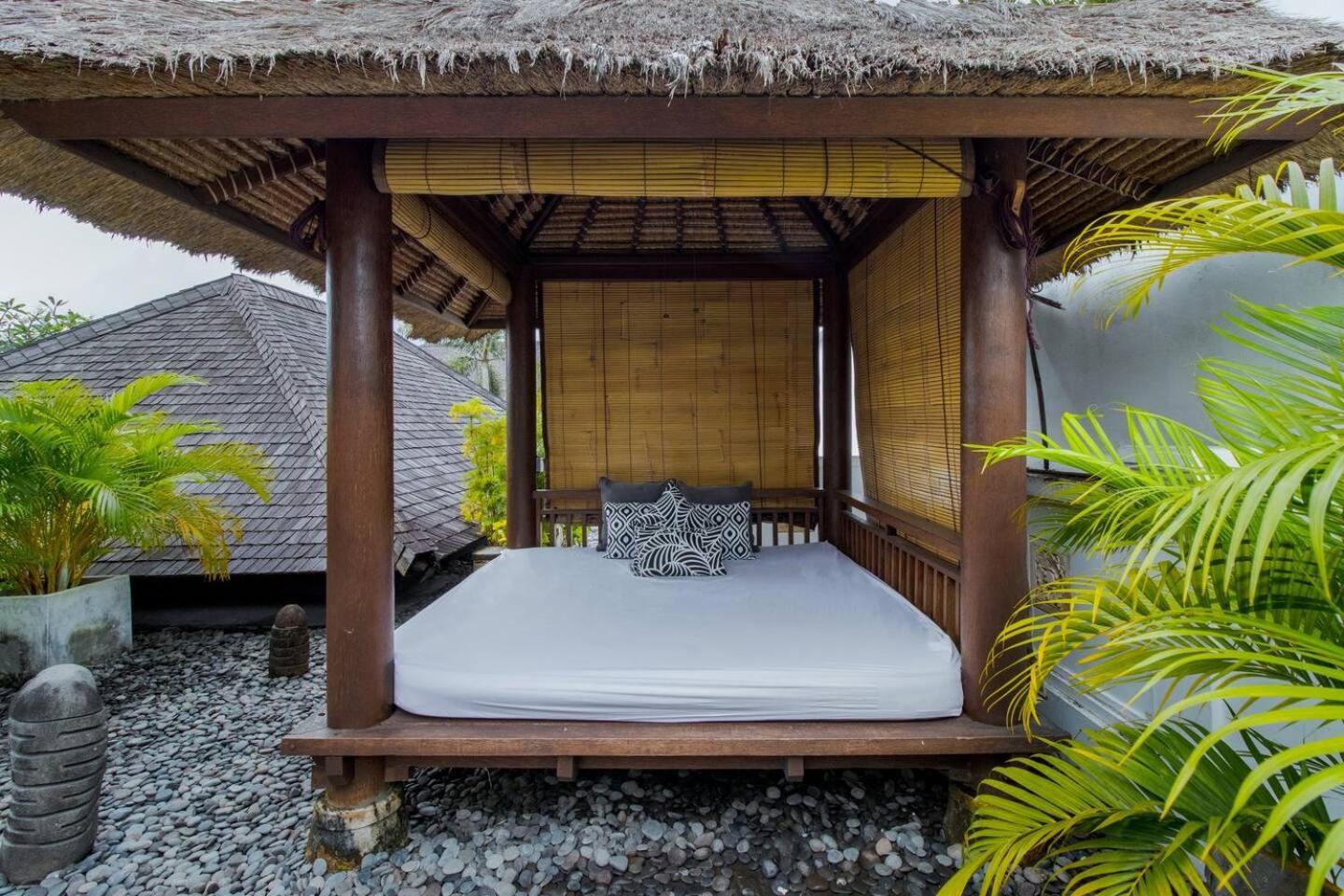 The Seminyak (Bali)
